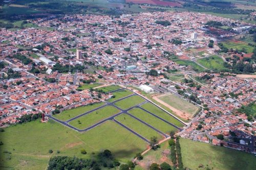 Prefeitura de Santo Antônio de Posse abre concurso público com 25 vagas