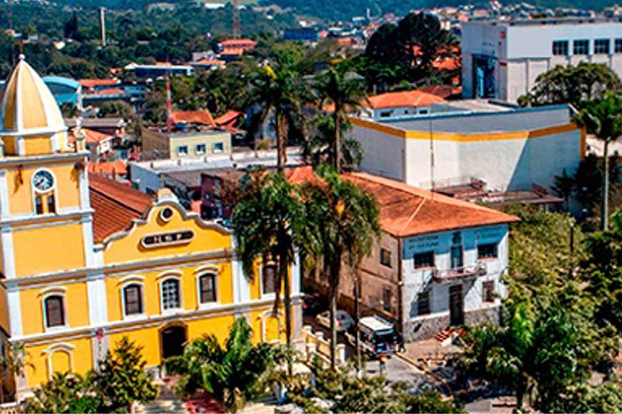 Prefeitura de Itapecerica da Serra abre concurso público com 48 vagas; salários de até R$ 6 mil