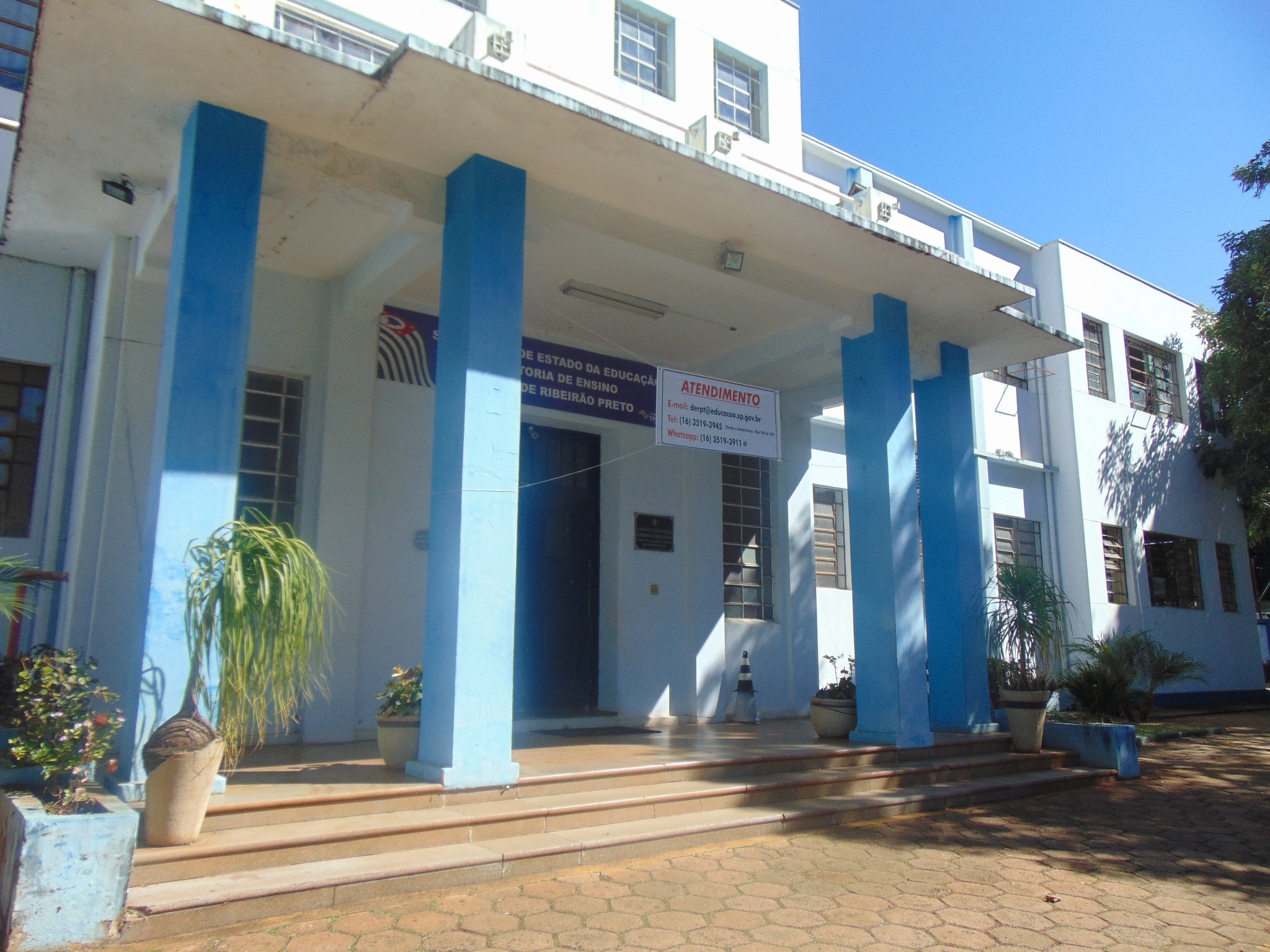 Diretoria de Ensino de Ribeirão Preto abre processo seletivo com 56 vagas para Agente de Organização Escolar