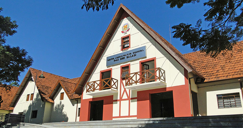 Prefeitura da Estância de Socorro – SP anuncia Concurso Público com salários de até R$ 4,3 mil