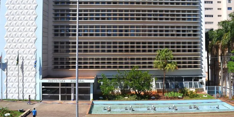 Prefeitura de Araraquara abre Concurso Público e Processo Seletivo com vagas para ensino médio e superior