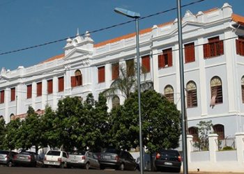 Etec de Cafelândia anuncia Processo Seletivo para professor temporário